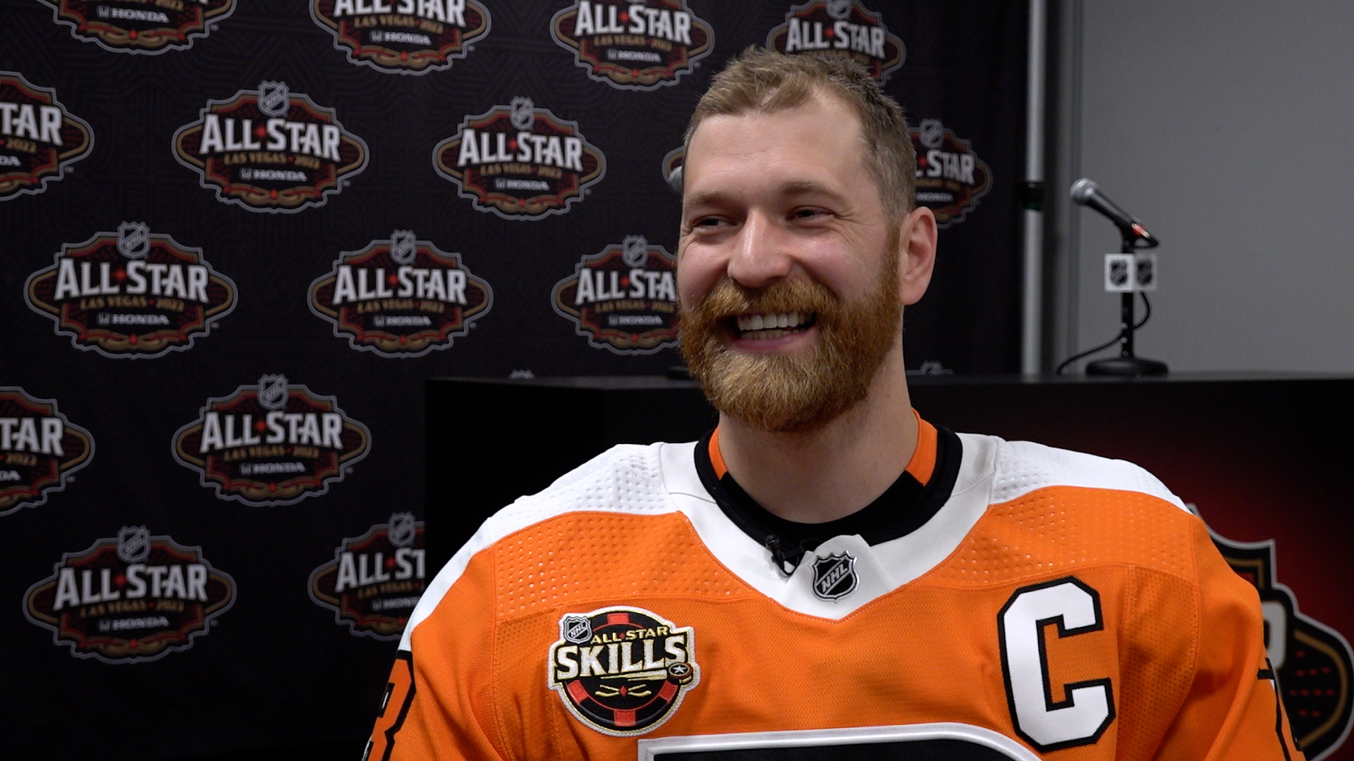 MVP Claude Giroux and Jack Hughes each score three for winning Metropolitan  Division in NHL All-Star Game - The Boston Globe